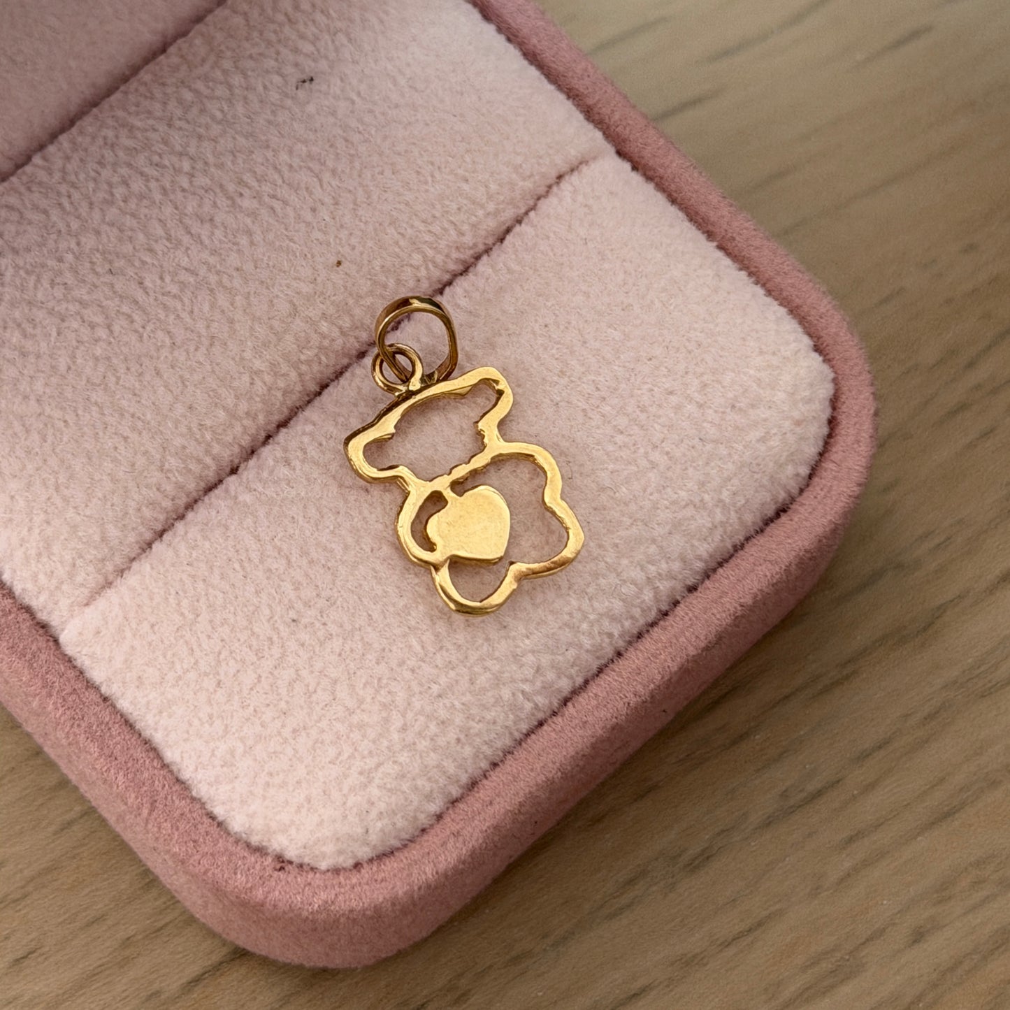 DIJE OSO SILUETA + CORAZON ORO AMARILLO 18K - 1,03GR