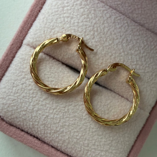 WAVY CANDONGAS 1.3CM 18K YELLOW GOLD - 1.18GR