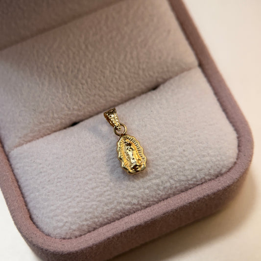 VIRGIN OF GUADALUPE SILHOUETTE PENDANT 1.3CM 18K YELLOW GOLD - 0.31GR
