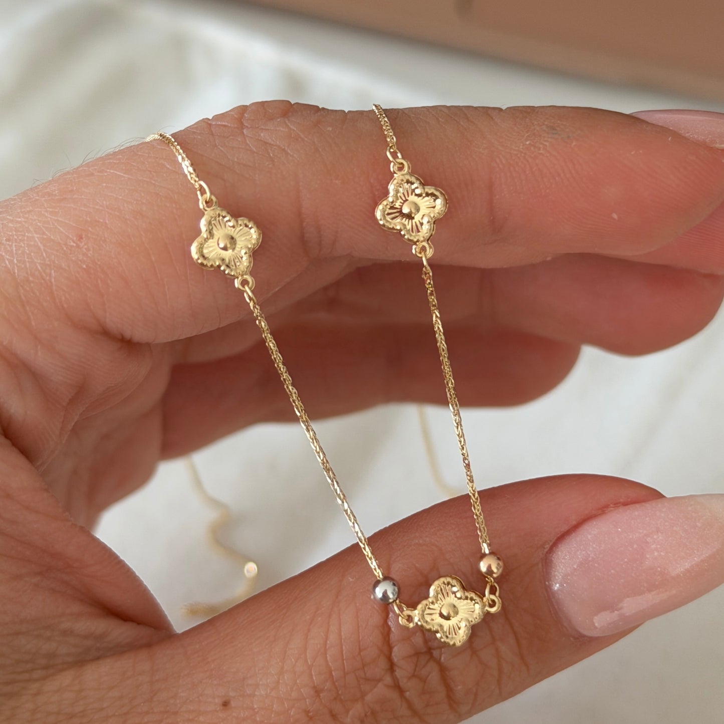 MINI FRANCO CHAIN + THREE PLAIN CLOVERS THREE GOLDS ITALY SP 18K 42CM TO 45CM - 1.14GR