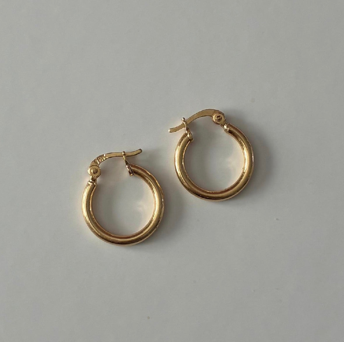 CANDONGAS TUBULARES LISAS 1.3CM ORO AMARILLO COL 18K - 1,5GR