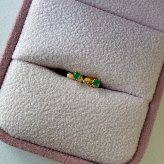 NATURAL EMERALD STUDS 2MM 6 POINTS 18K YELLOW GOLD