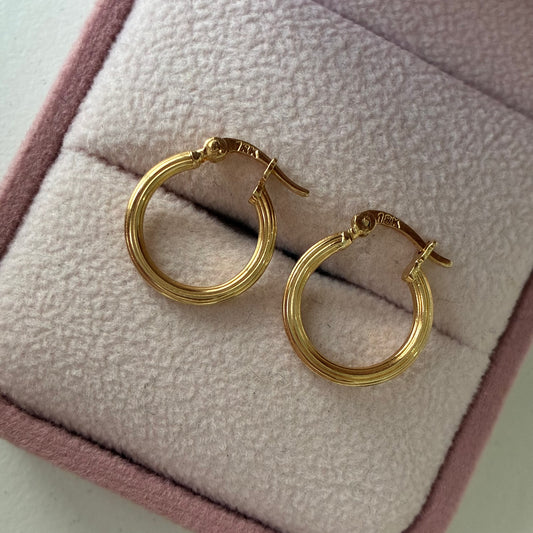 Striped tubular hoop earrings 1.1cm 18K yellow gold - 1.01g