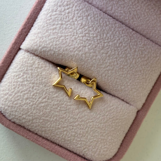 18K YELLOW GOLD HALF STAR SILHOUETTE STUDS - 0.98GR