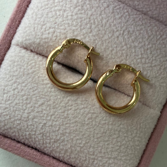 SMOOTH TUBULAR CANDONGAS 0.9CM 18K YELLOW GOLD - 0.97GR