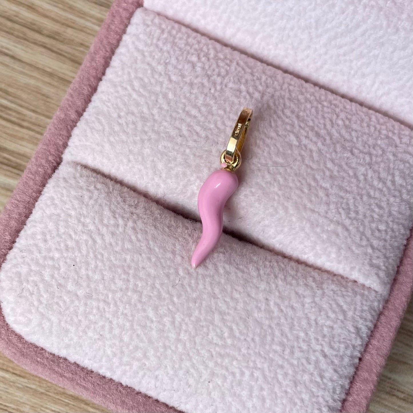 PENDANT "CACHITO DE LA ABUNDANCIA" PINK 2CM YELLOW GOLD ITALY 18K - 0.44GR