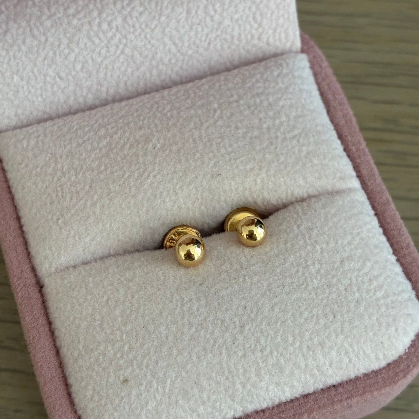 SMOOTH BALL STUDS 4MM 18K YELLOW GOLD - 0.5GR