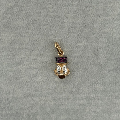 Dije Cabeza Tio Rico Piedras Rojas Oro Amarillo Nac 18K 1,38gr 1.9cm