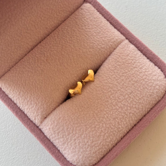 HEART STUDS 6MM 18K YELLOW GOLD -0.80GR