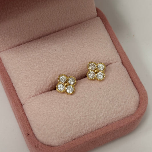 TOPOS TREBOL BORDEADOS PIEDRAS BLANCAS ORO AMARILLO COL 18K - 1,97GR