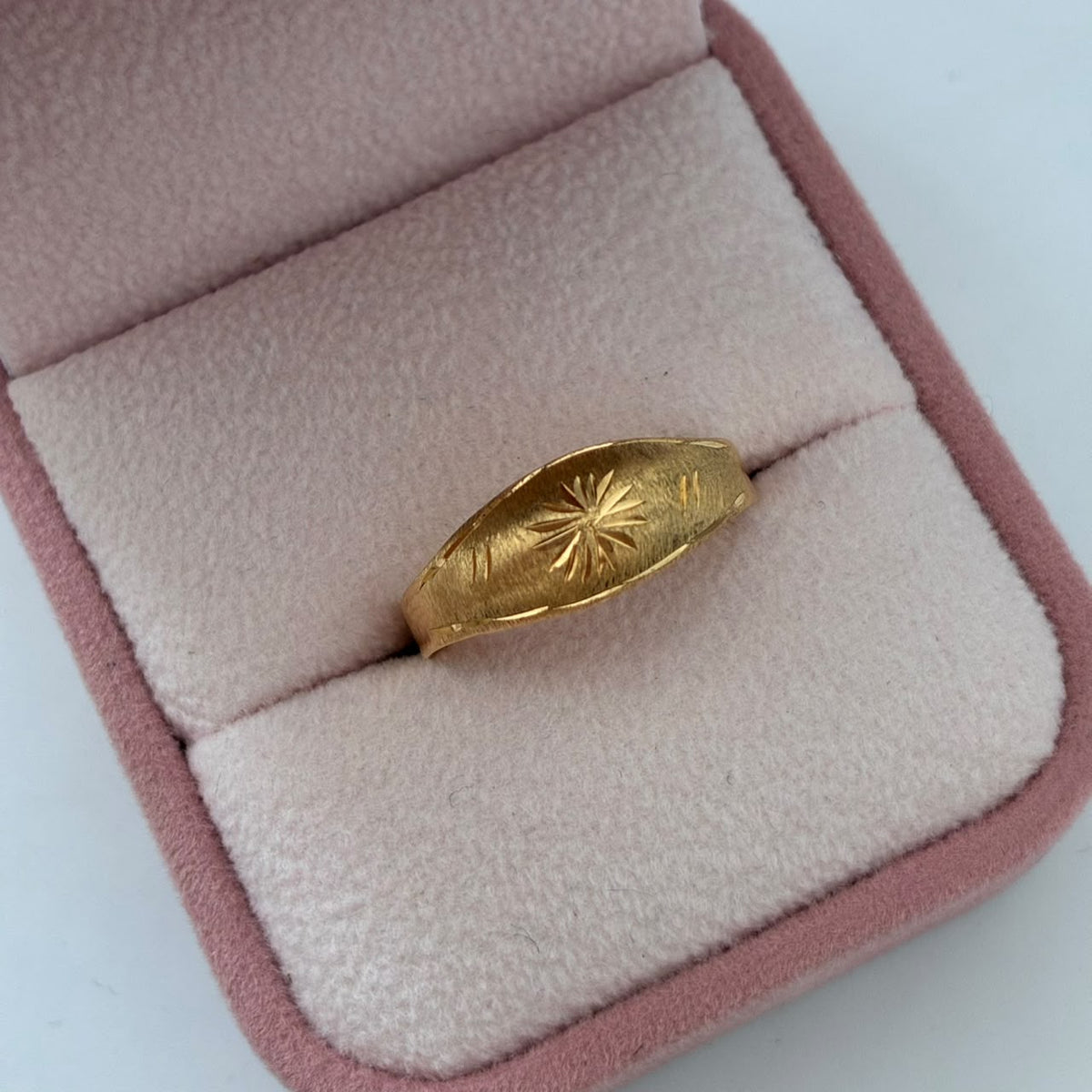 ANILLO FLOR MATE 1,35 GR TALLA 9 AMARILLO COL 18K