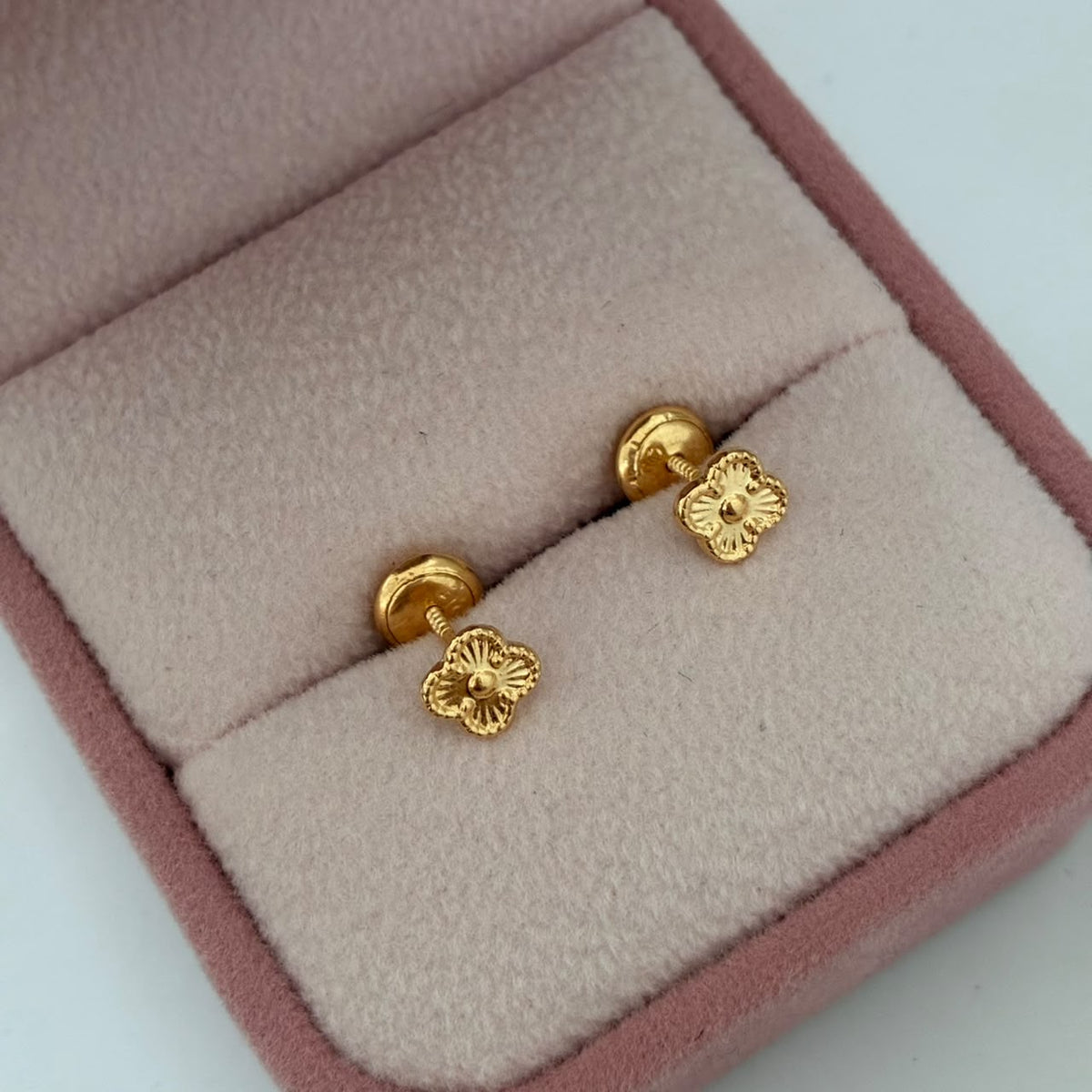 TOPOS TREBOL DIAMANTADOS 5MM ORO AMARILLO COL 18K - 0,64GR
